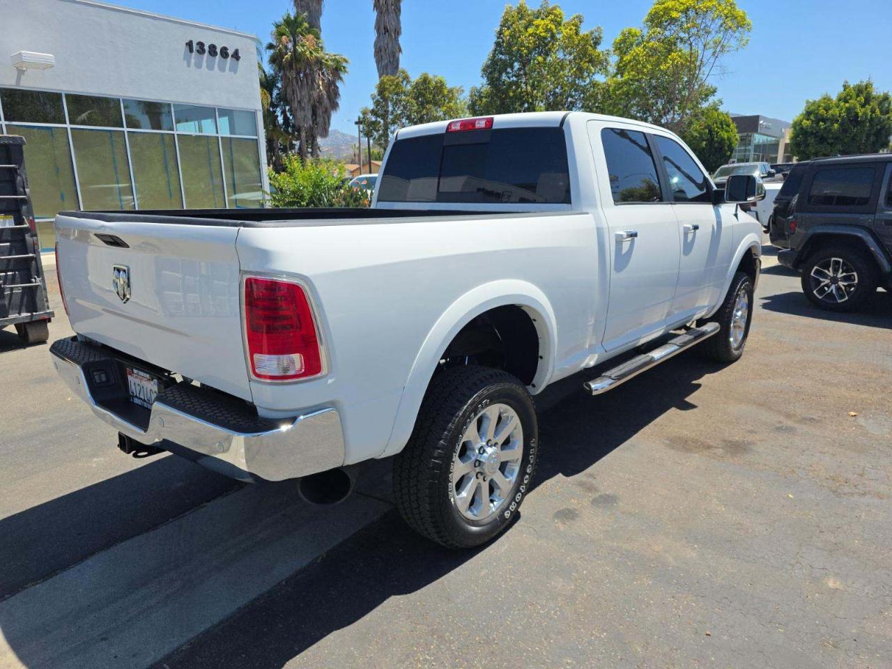 RAM 2500 Laramie 4x4 Crew Cab 6'4" Box 2018