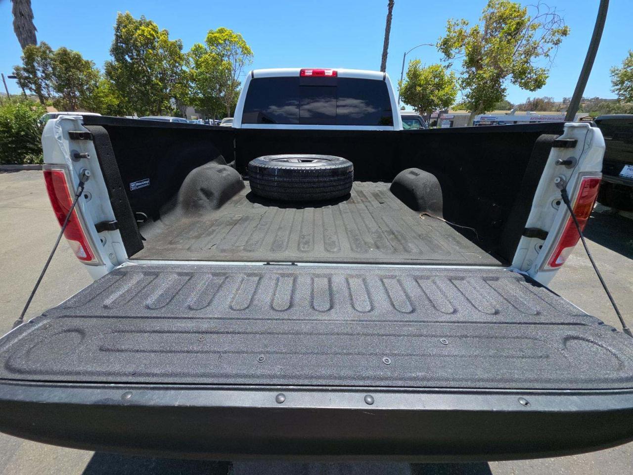 RAM 2500 Laramie 4x4 Crew Cab 6'4" Box 2018