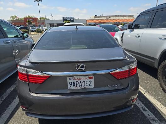 Lexus ES 300h 4dr Sdn Hybrid 2013