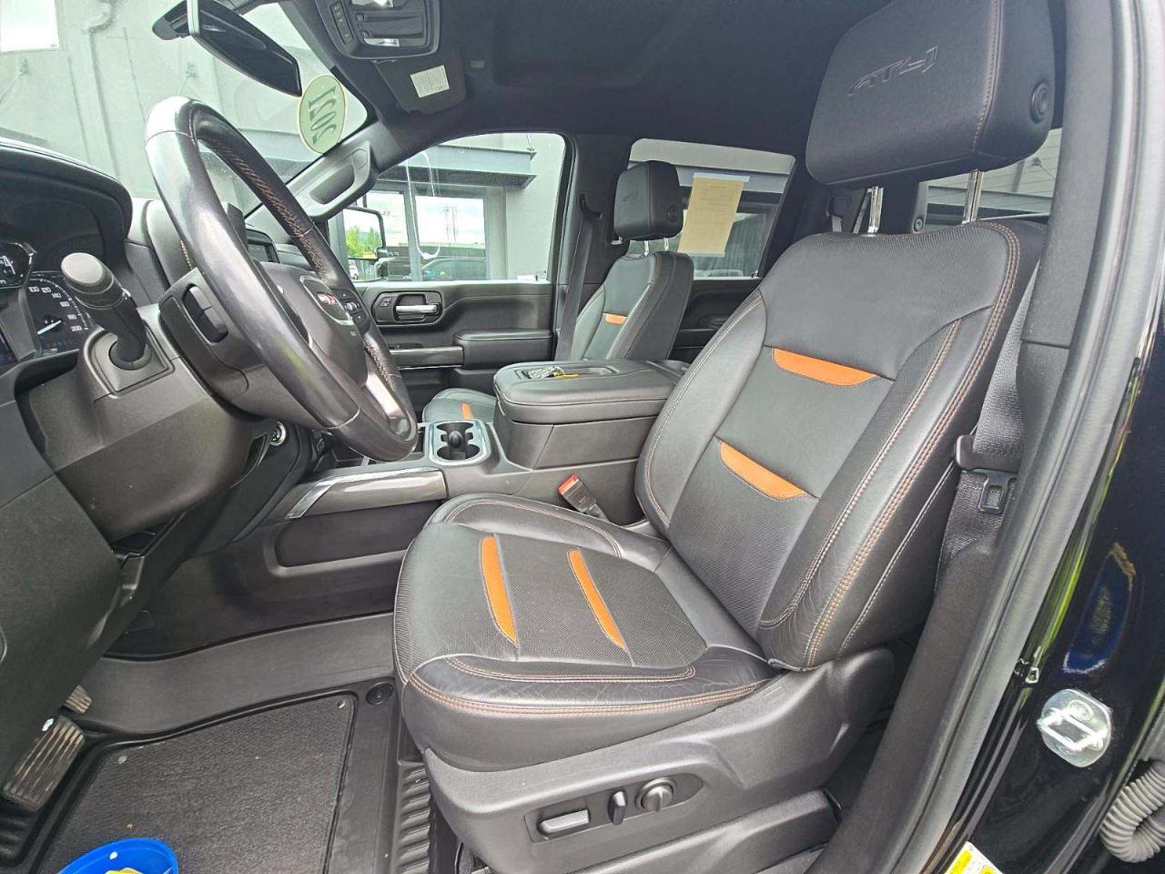 GMC Sierra 3500HD 4WD Crew Cab 159" AT4 2021