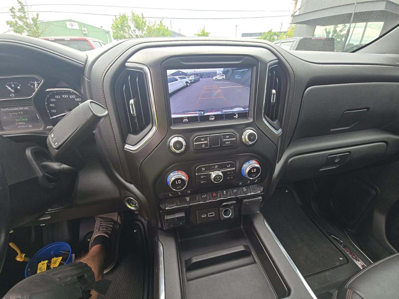 GMC Sierra 3500HD 4WD Crew Cab 159" AT4 2021