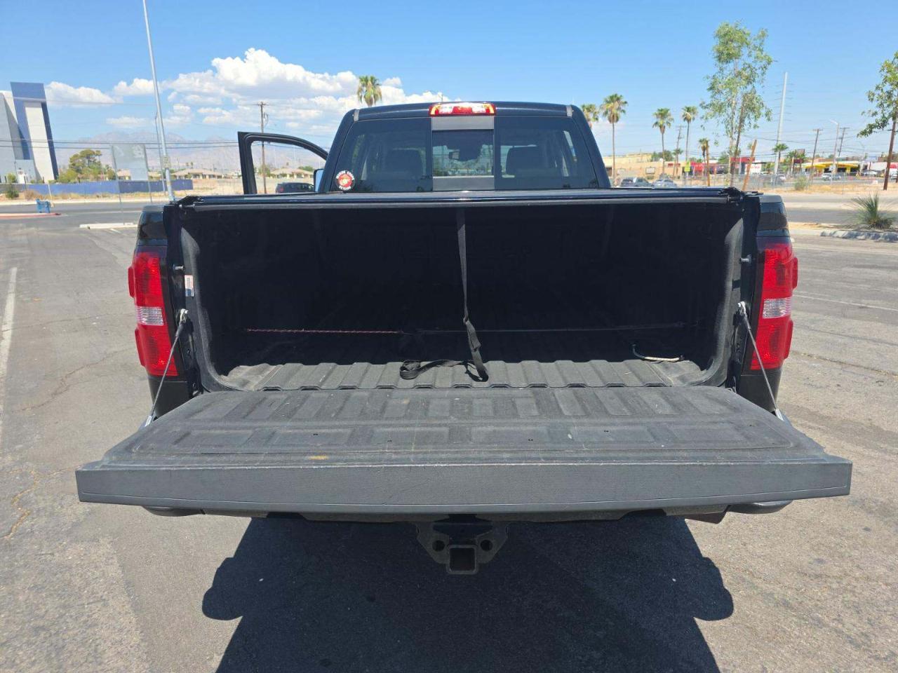 GMC Sierra 2500HD 4WD Crew Cab 153.7" Denali 2015