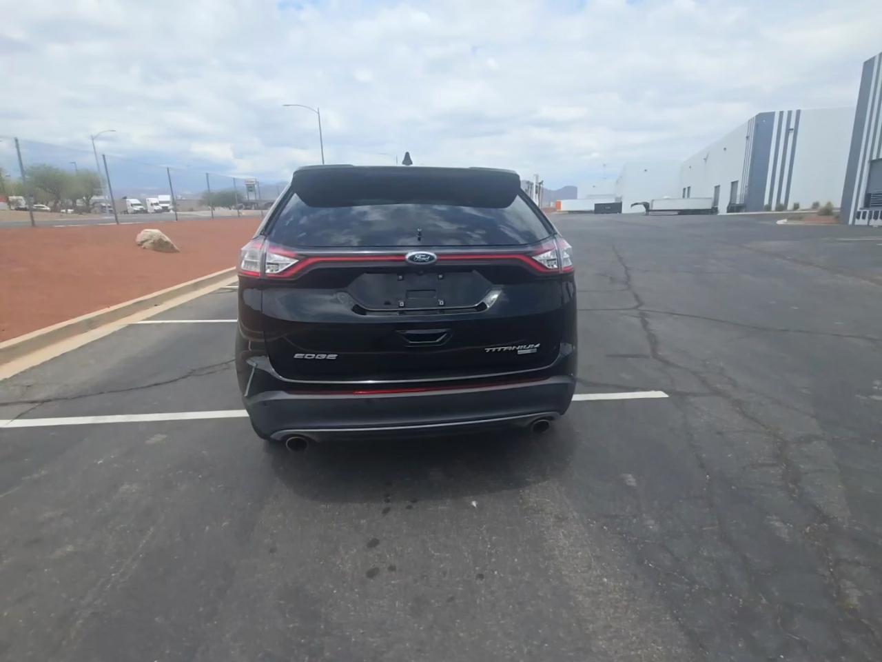 Ford Edge 4dr Titanium AWD 2016