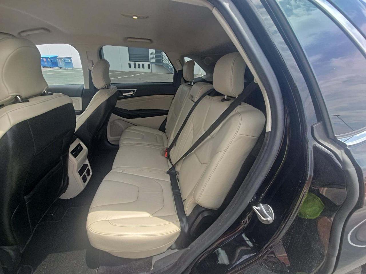 Ford Edge 4dr Titanium AWD 2016