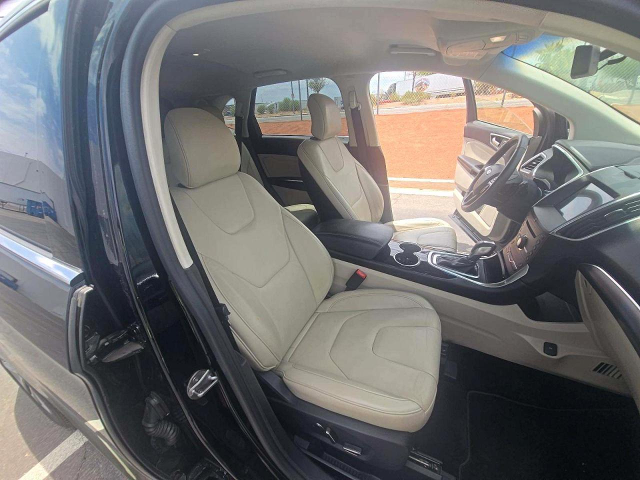 Ford Edge 4dr Titanium AWD 2016