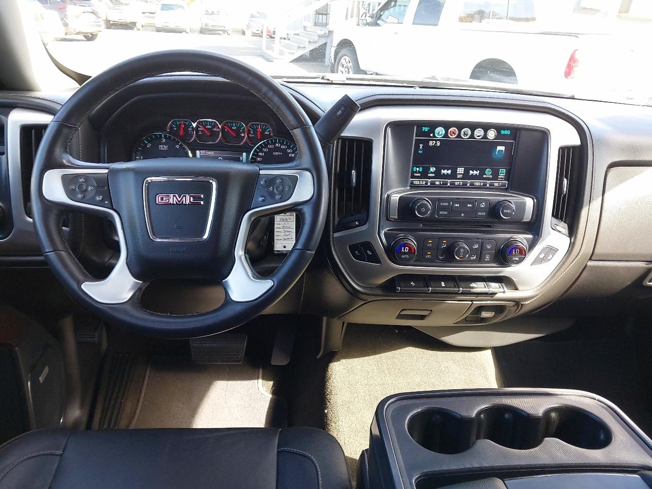 GMC Sierra 1500 4WD Crew Cab 143.5" SLT 2017