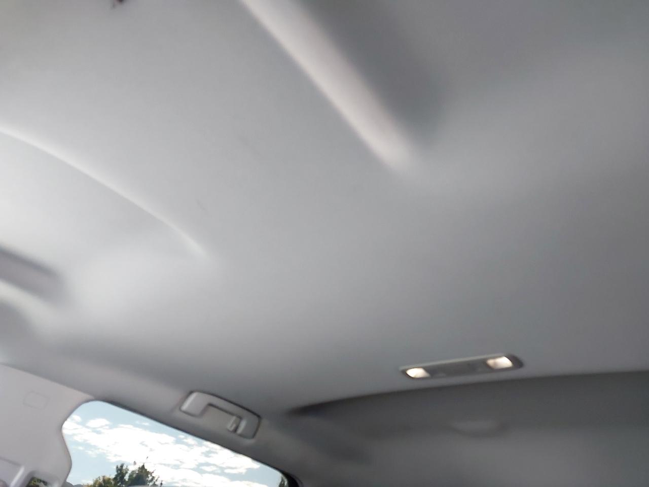 GMC Sierra 1500 4WD Crew Cab 143.5" SLT 2017