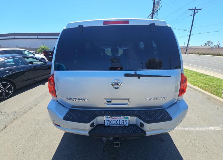 Nissan Armada 4WD 4dr Platinum 2013