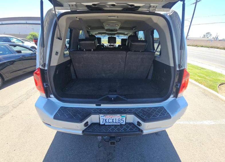 Nissan Armada 4WD 4dr Platinum 2013