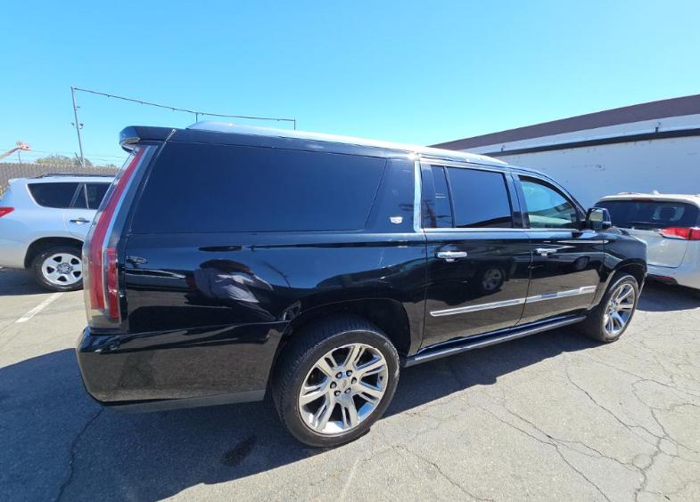 Cadillac Escalade ESV 4WD 4dr Premium Luxury 2018