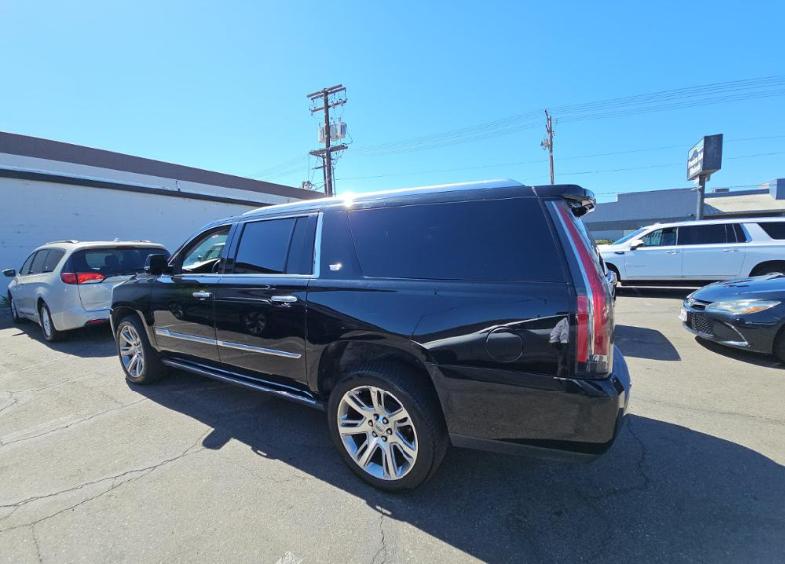 Cadillac Escalade ESV 4WD 4dr Premium Luxury 2018