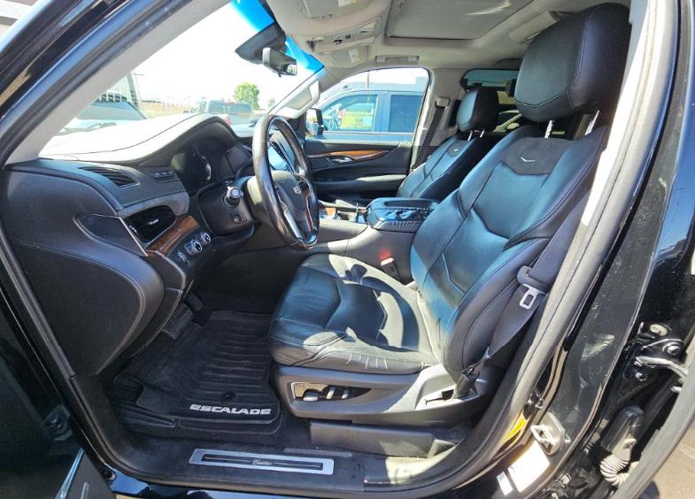 Cadillac Escalade ESV 4WD 4dr Premium Luxury 2018