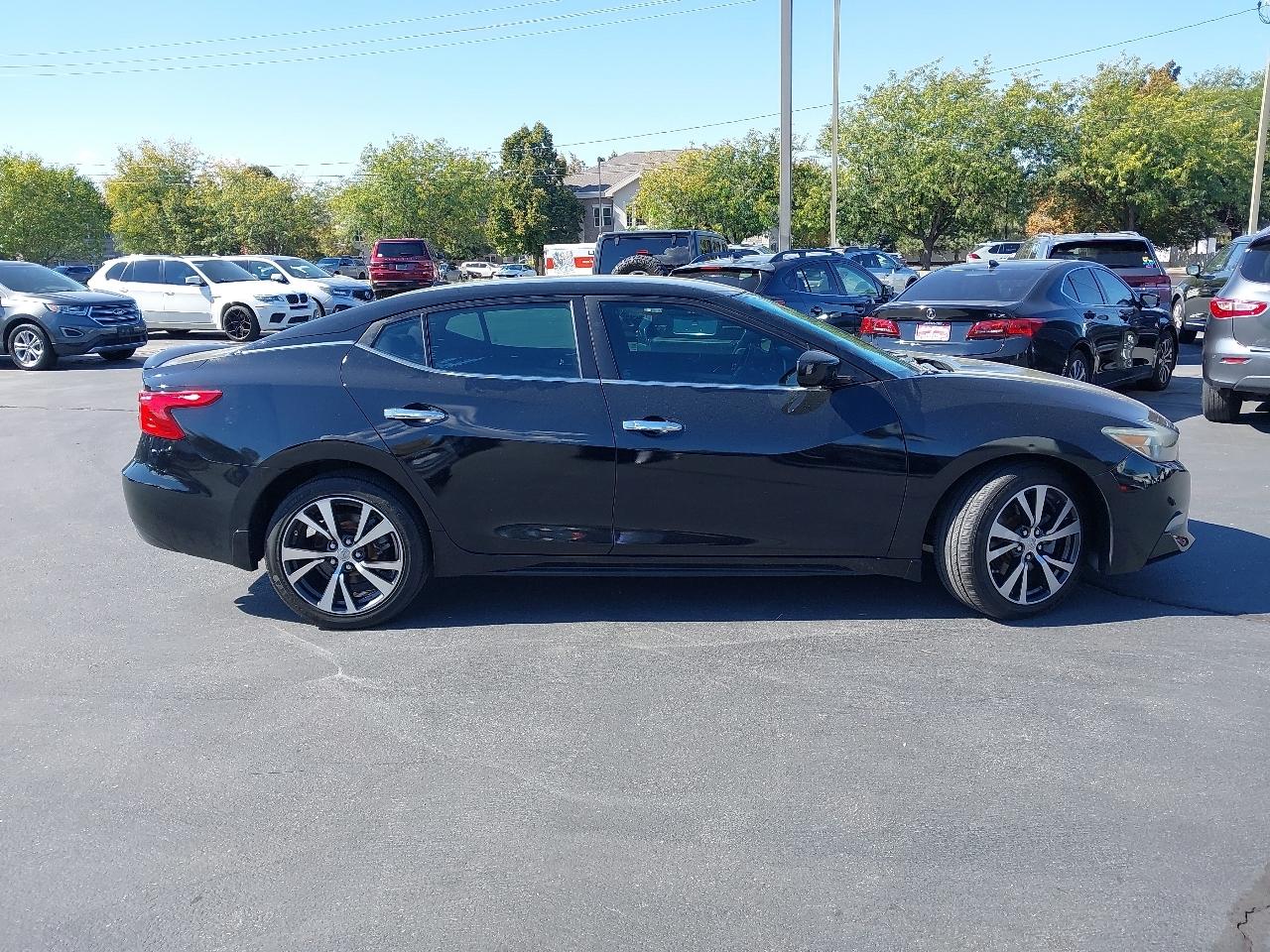 Nissan Maxima 4dr Sdn 3.5 S 2016