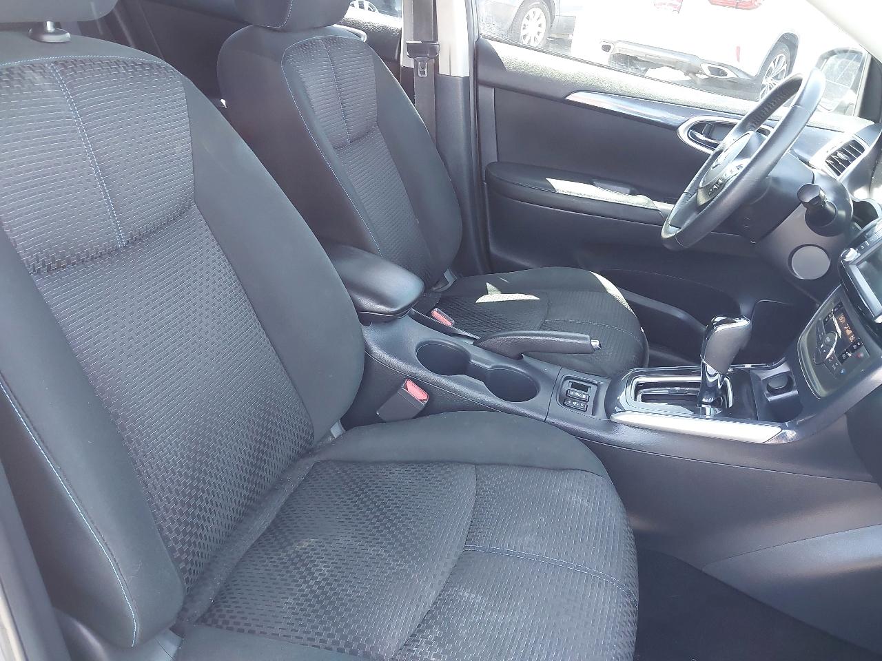 Nissan Sentra SR CVT 2019