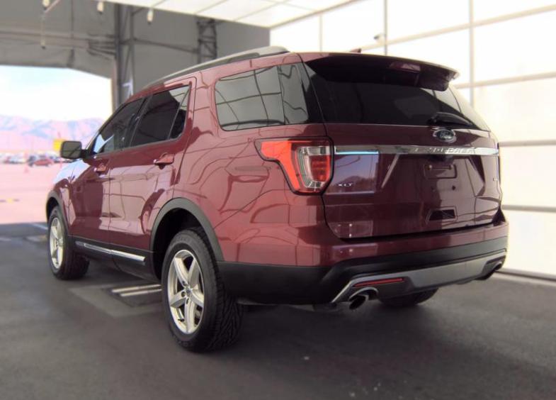 Ford Explorer XLT 4WD 2017