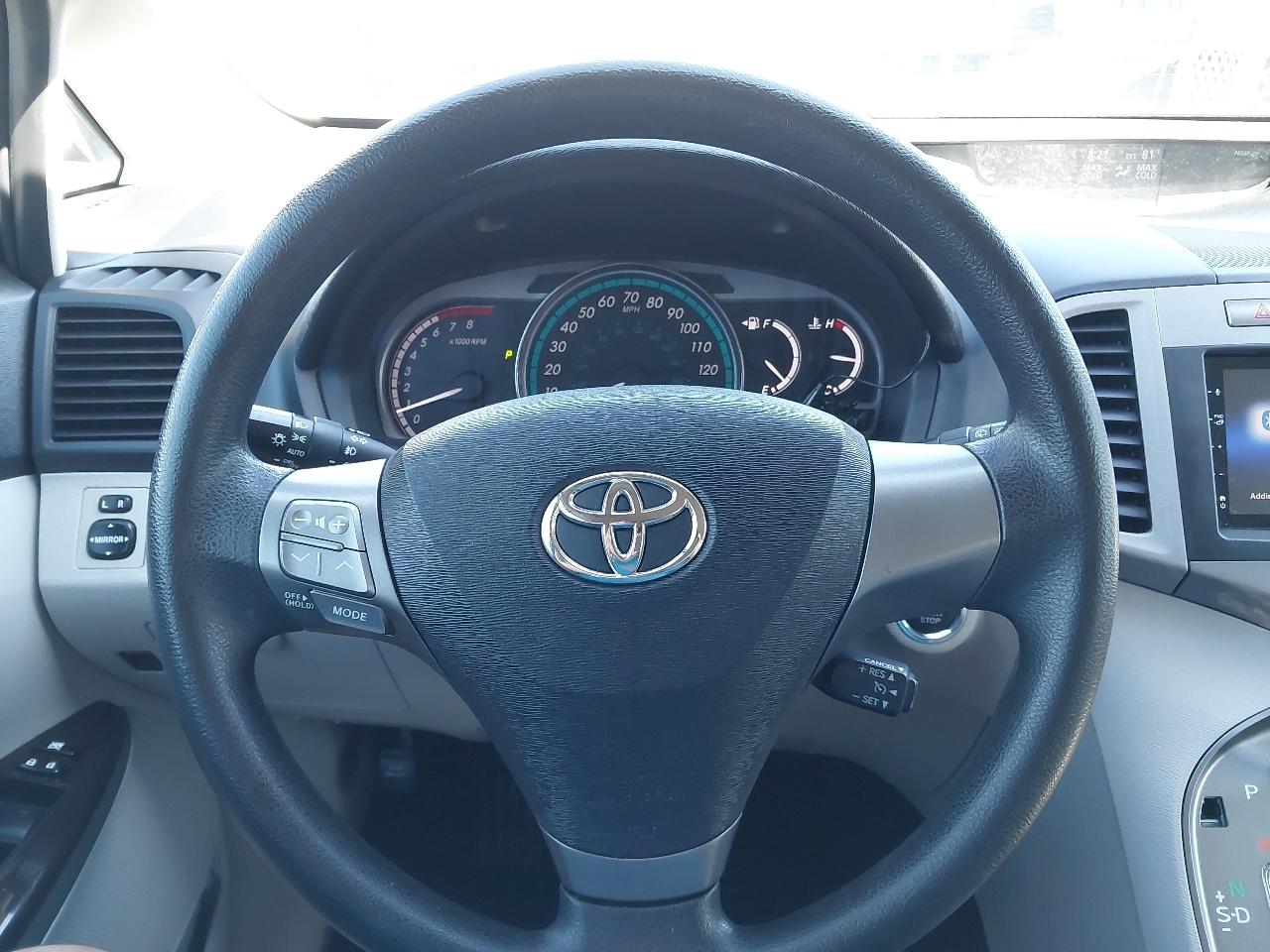 Toyota Venza 4dr Wgn V6 AWD (Natl) 2009