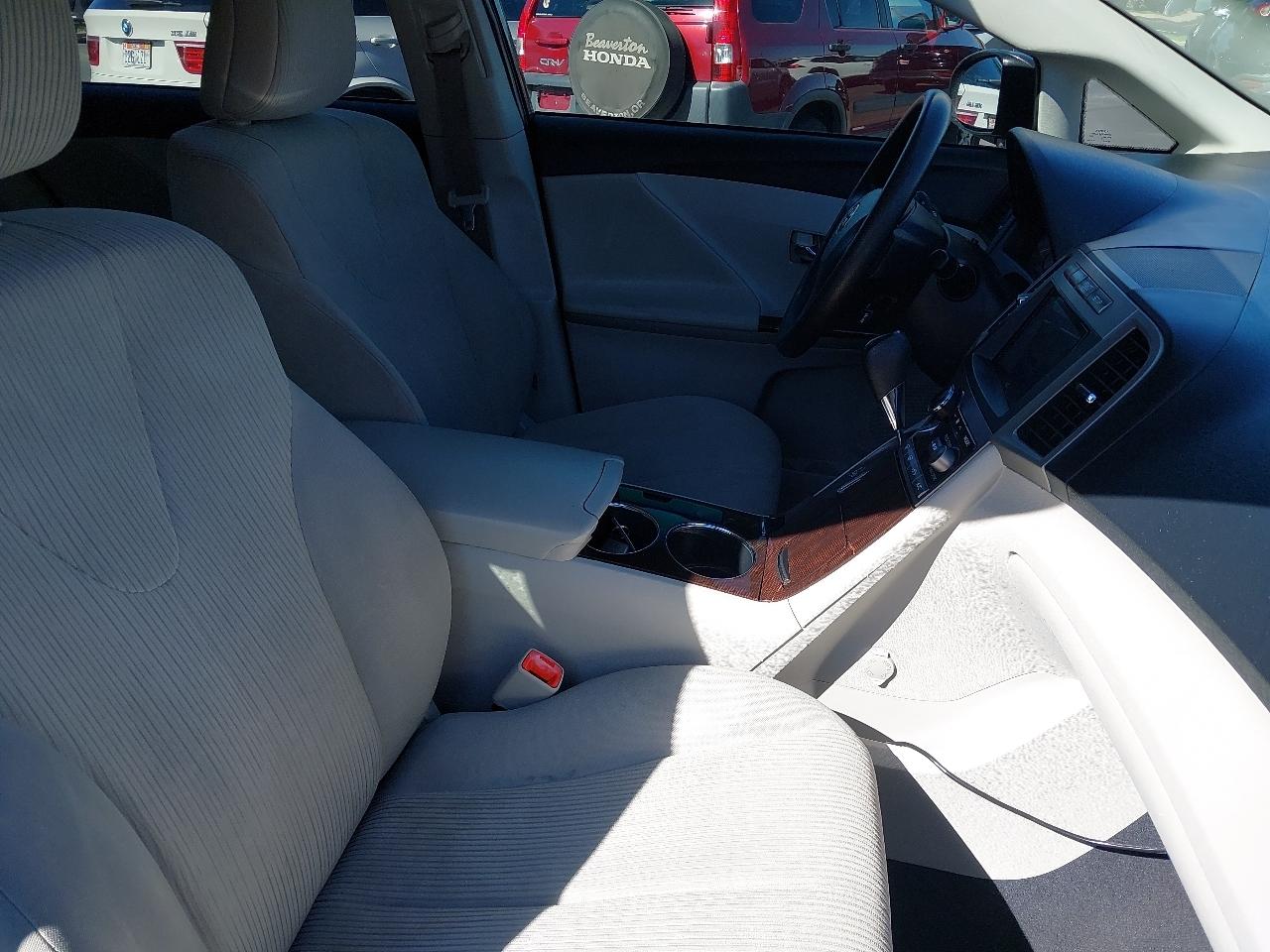 Toyota Venza 4dr Wgn V6 AWD (Natl) 2009