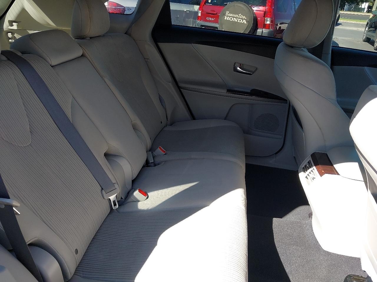 Toyota Venza 4dr Wgn V6 AWD (Natl) 2009