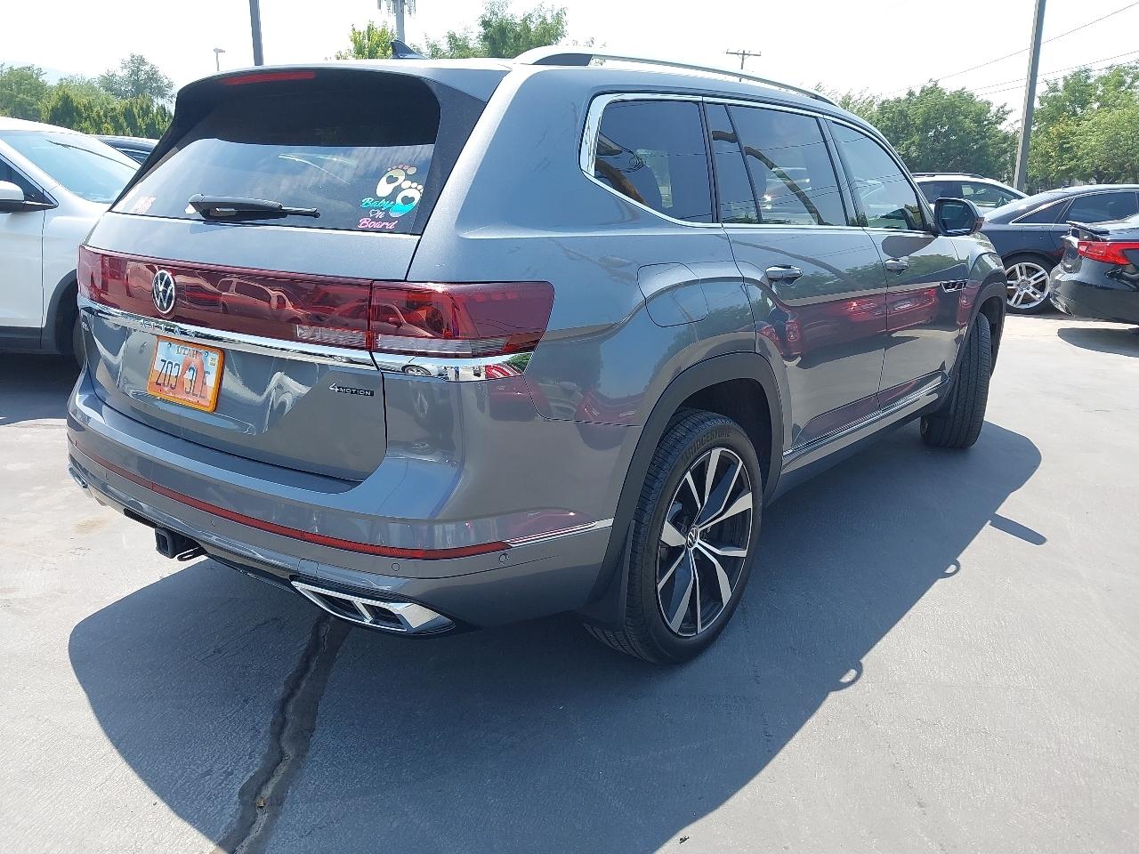Volkswagen Atlas 2.0T SEL Premium R-Line 4MOTION 2025