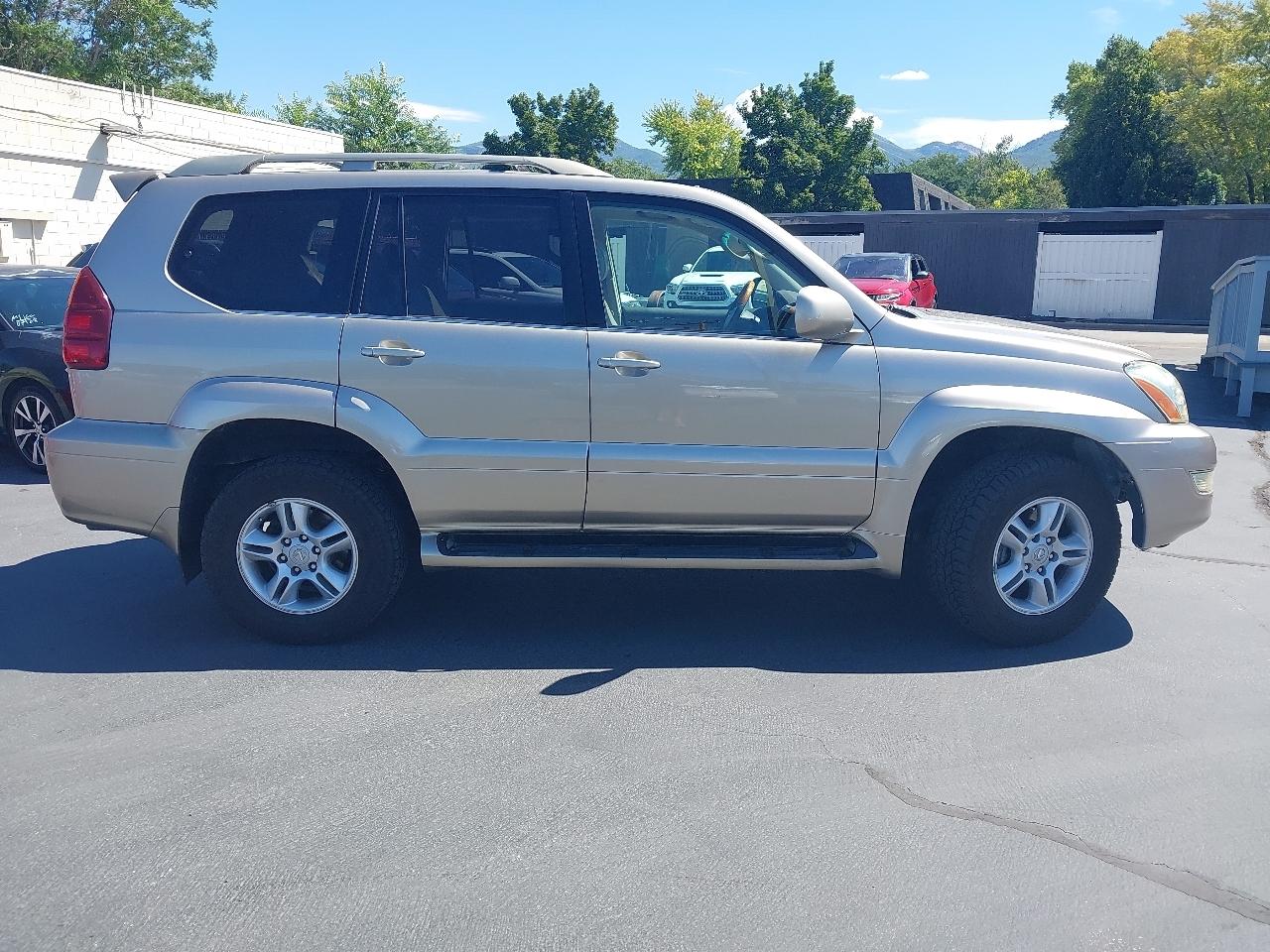Lexus GX 470 4dr SUV 4WD 2005