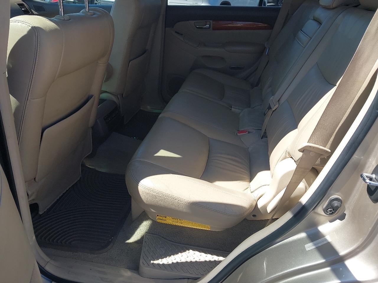 Lexus GX 470 4dr SUV 4WD 2005