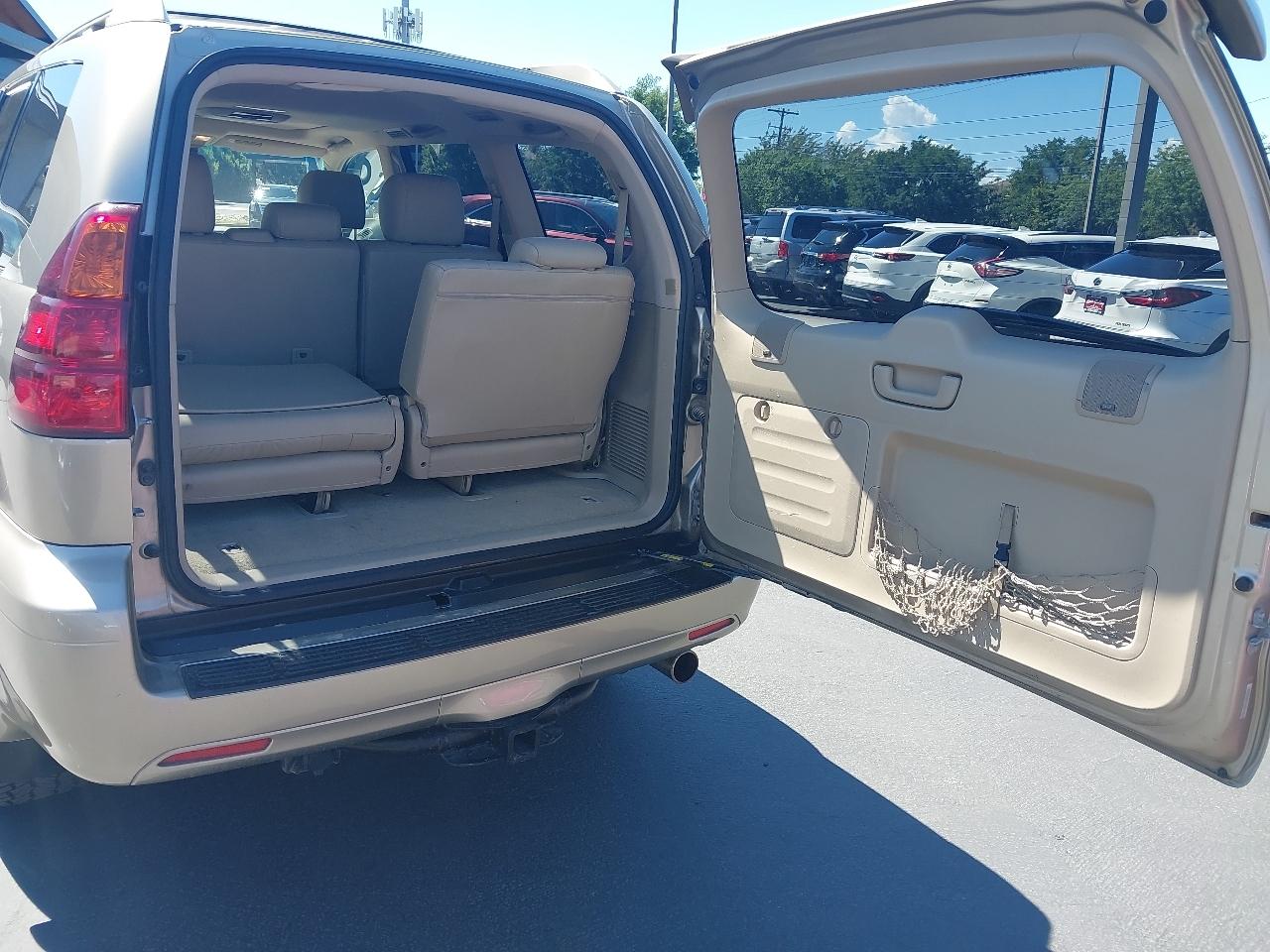 Lexus GX 470 4dr SUV 4WD 2005