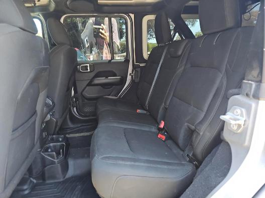 Jeep Wrangler Unlimited Sahara 4x4 2018