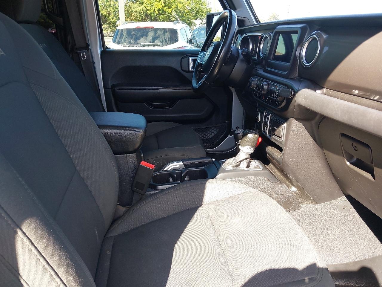 Jeep Wrangler Unlimited Sahara 4x4 2018