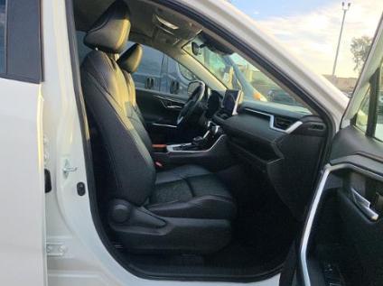 Toyota RAV4 Adventure AWD (Natl) 2024