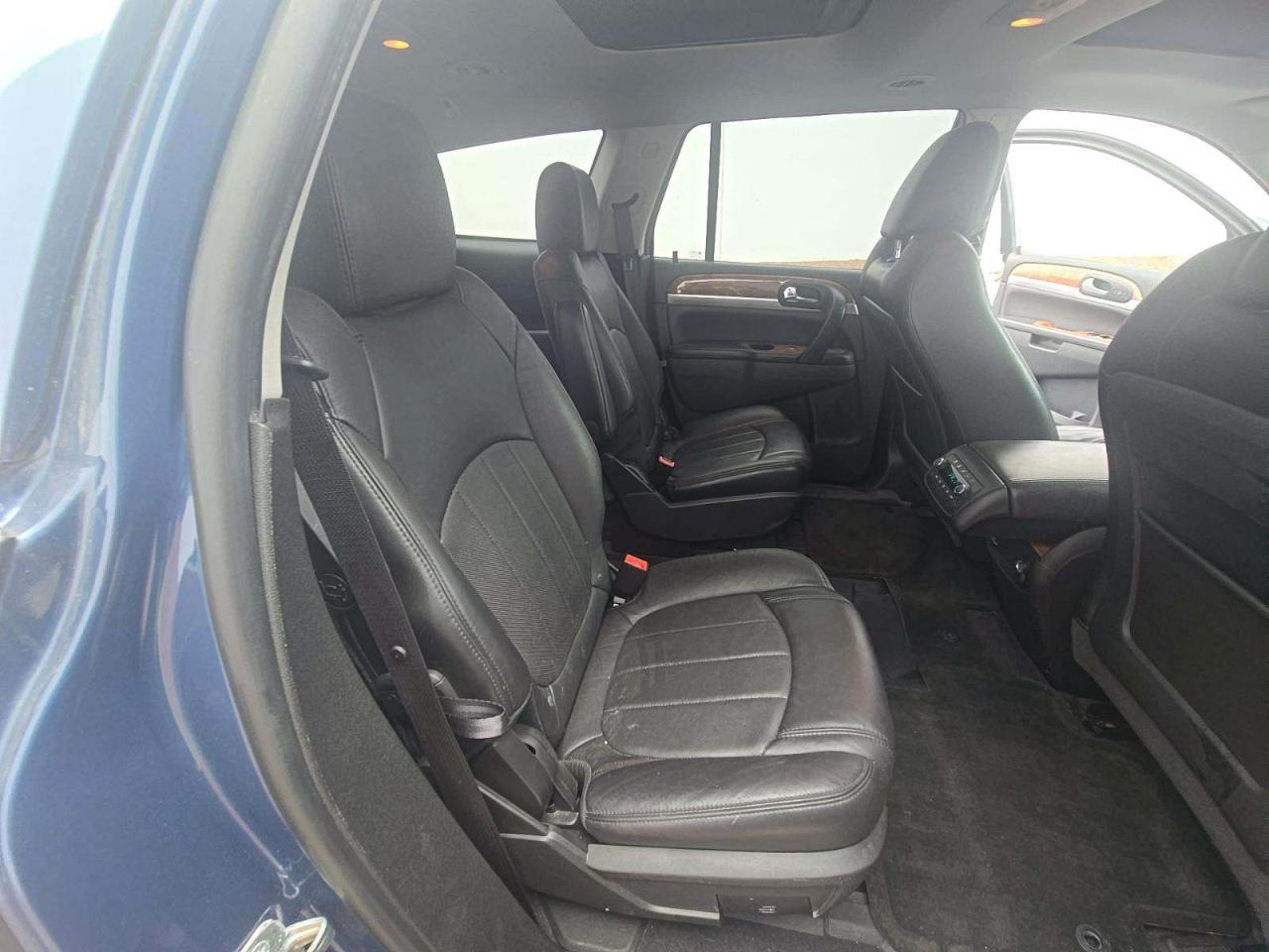Buick Enclave AWD 4dr Premium 2012