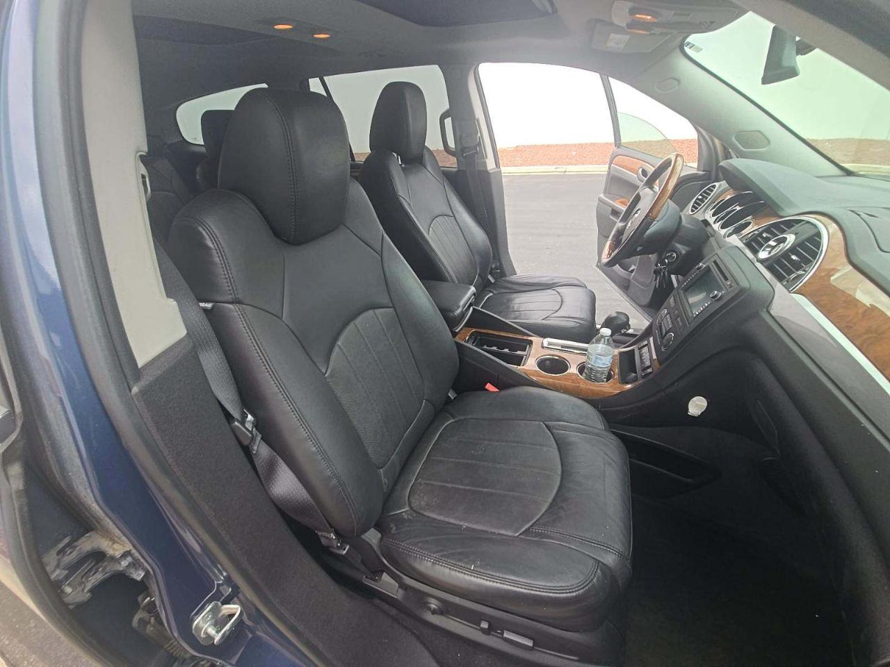 Buick Enclave AWD 4dr Premium 2012