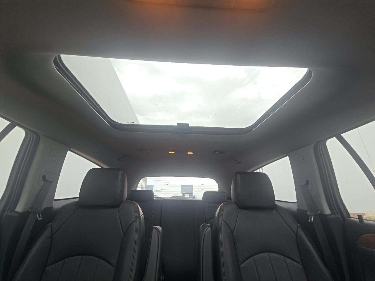 Buick Enclave AWD 4dr Premium 2012