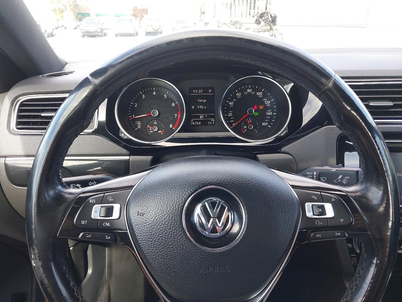 Volkswagen Jetta 1.8T SE Sport Auto 2018
