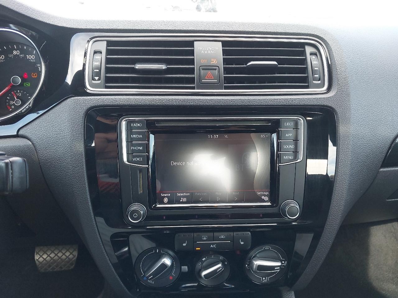 Volkswagen Jetta 1.8T SE Sport Auto 2018