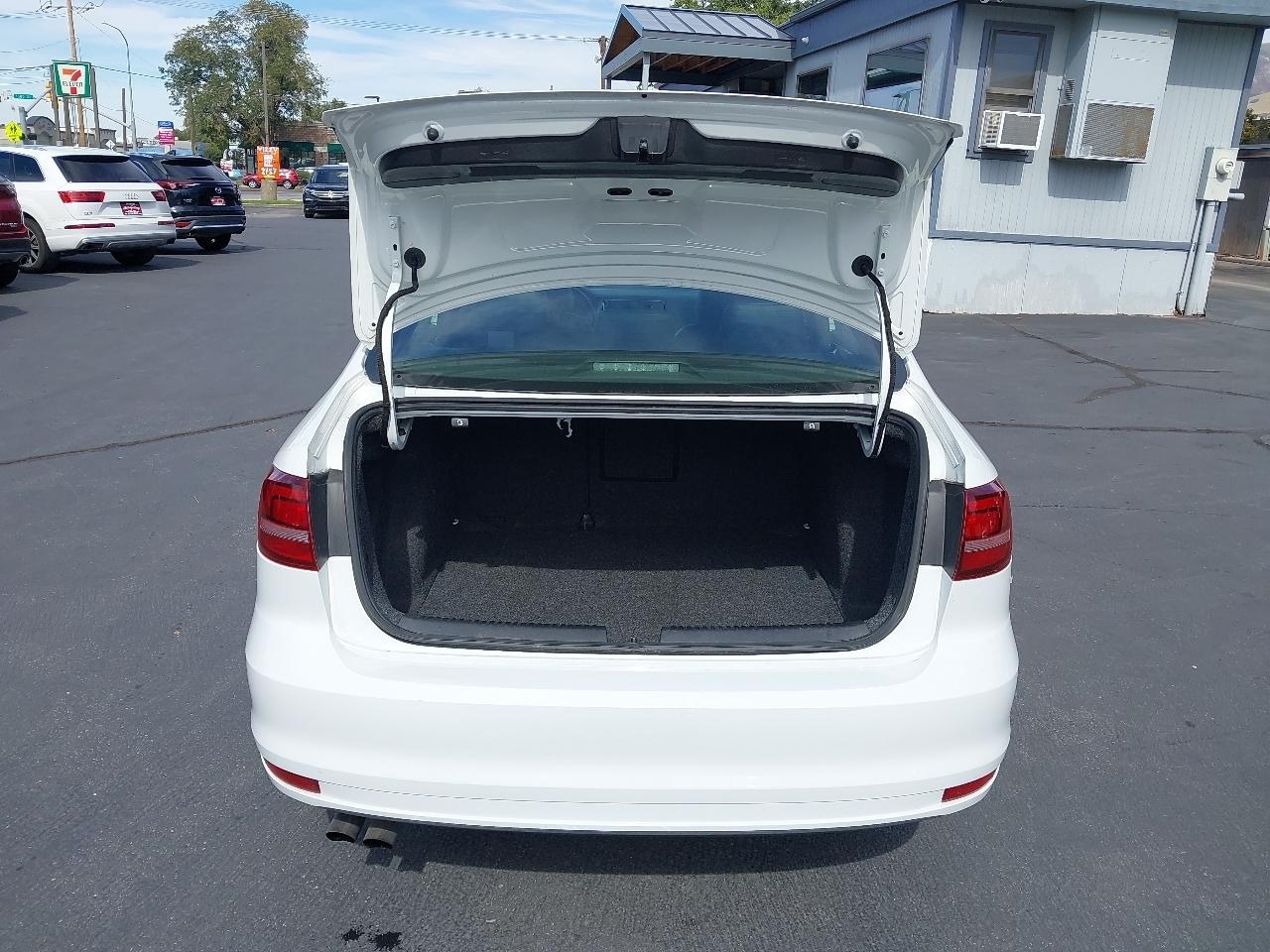 Volkswagen Jetta 1.8T SE Sport Auto 2018