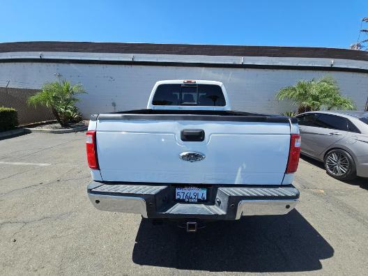 Ford Super Duty F-250 SRW 4WD Crew Cab 156" Lariat 2016