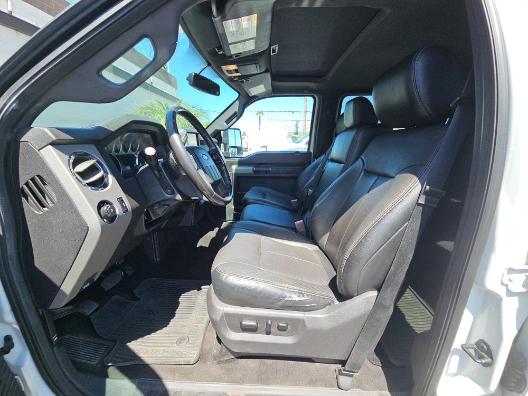 Ford Super Duty F-250 SRW 4WD Crew Cab 156" Lariat 2016