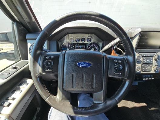 Ford Super Duty F-250 SRW 4WD Crew Cab 156" Lariat 2016