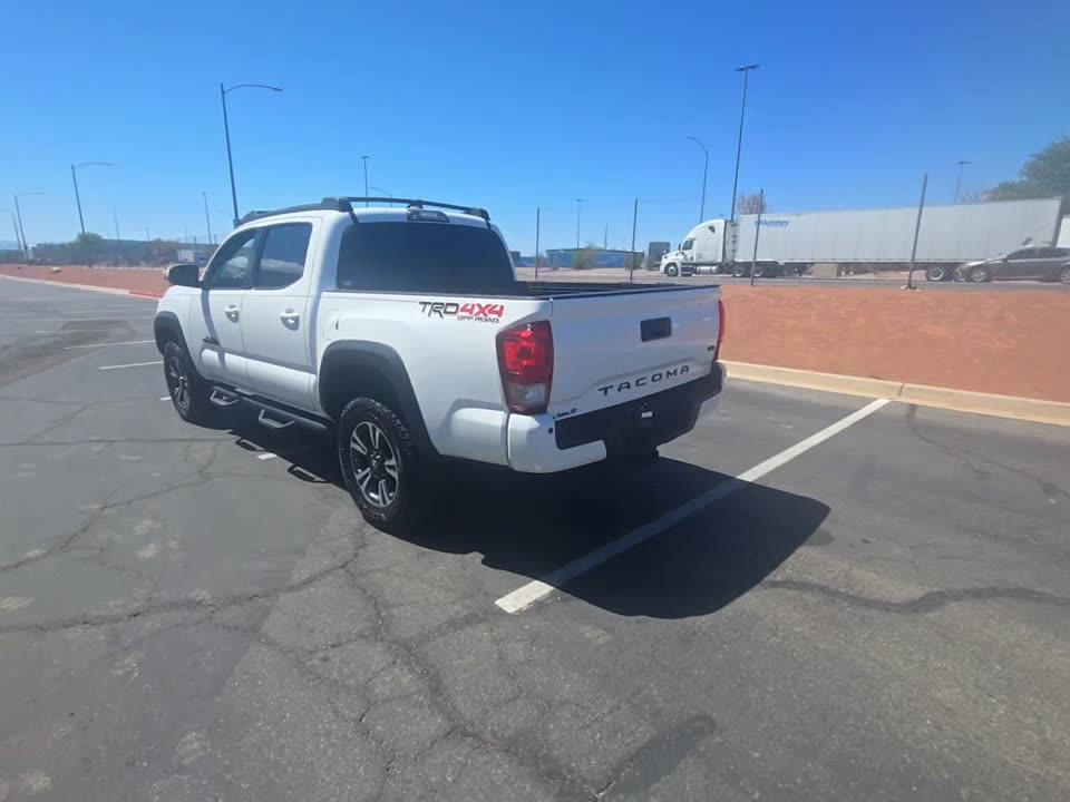 Toyota Tacoma 4WD Double Cab V6 AT TRD Off Road (Natl) 2016
