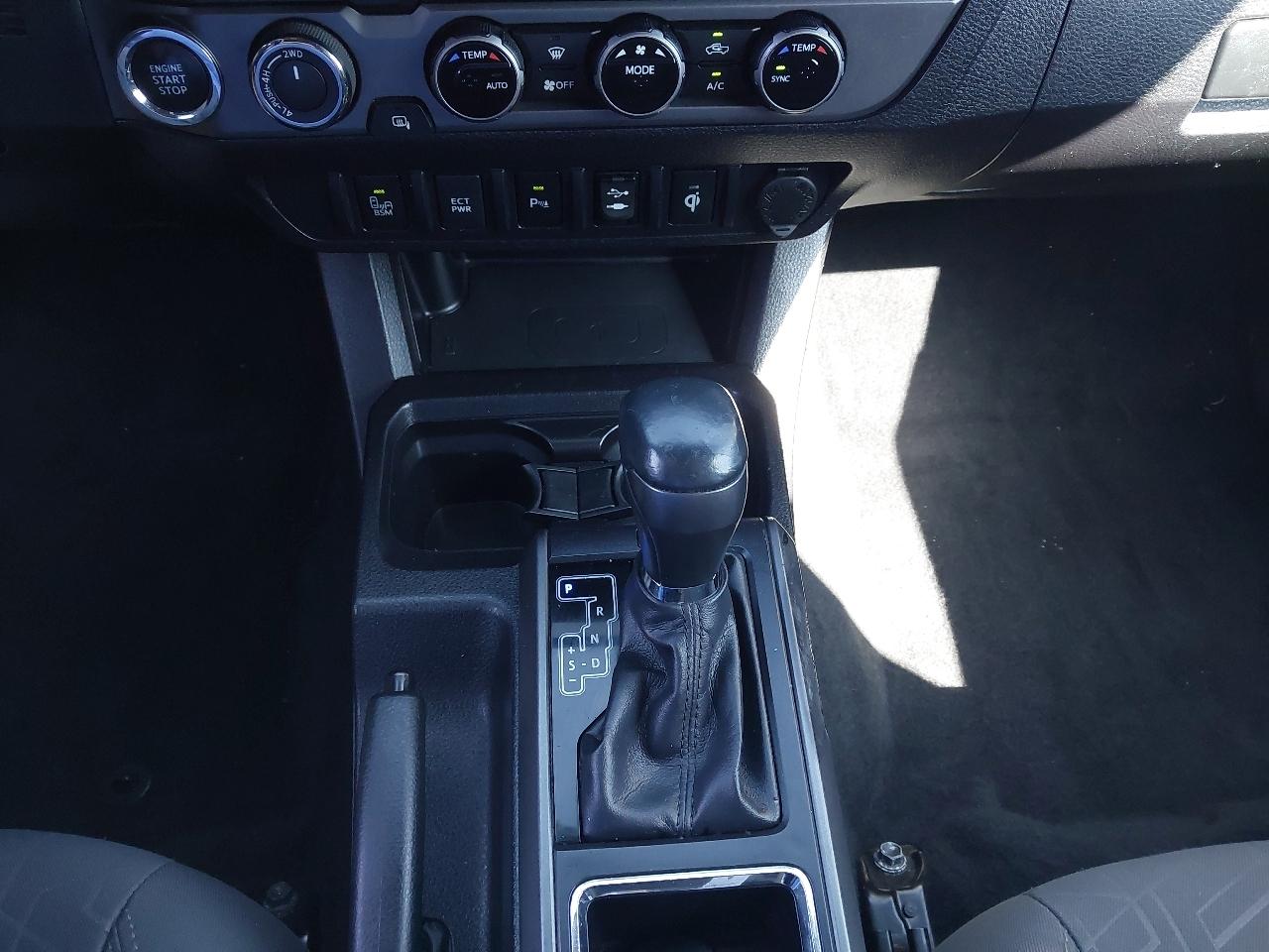 Toyota Tacoma 4WD Double Cab V6 AT TRD Off Road (Natl) 2016