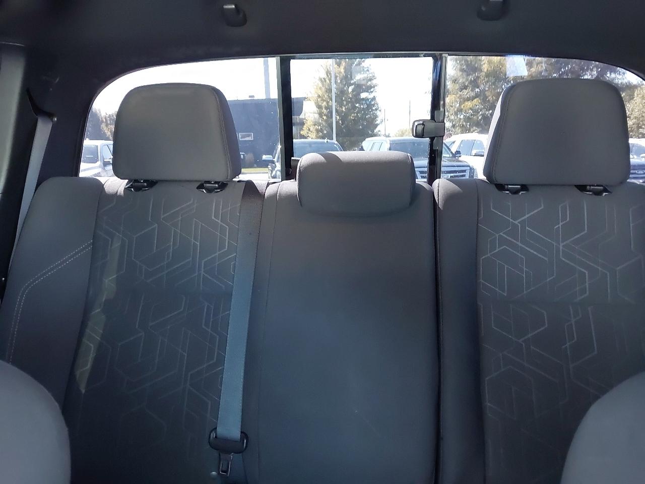 Toyota Tacoma 4WD Double Cab V6 AT TRD Off Road (Natl) 2016