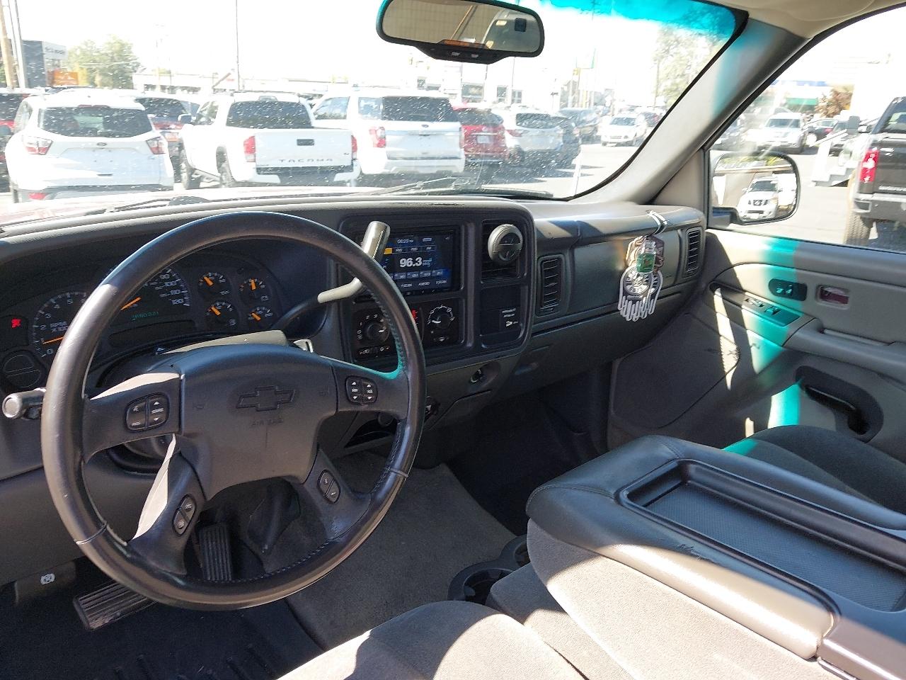 Chevrolet Silverado 1500 Ext Cab 143.5" WB 4WD Z71 2004