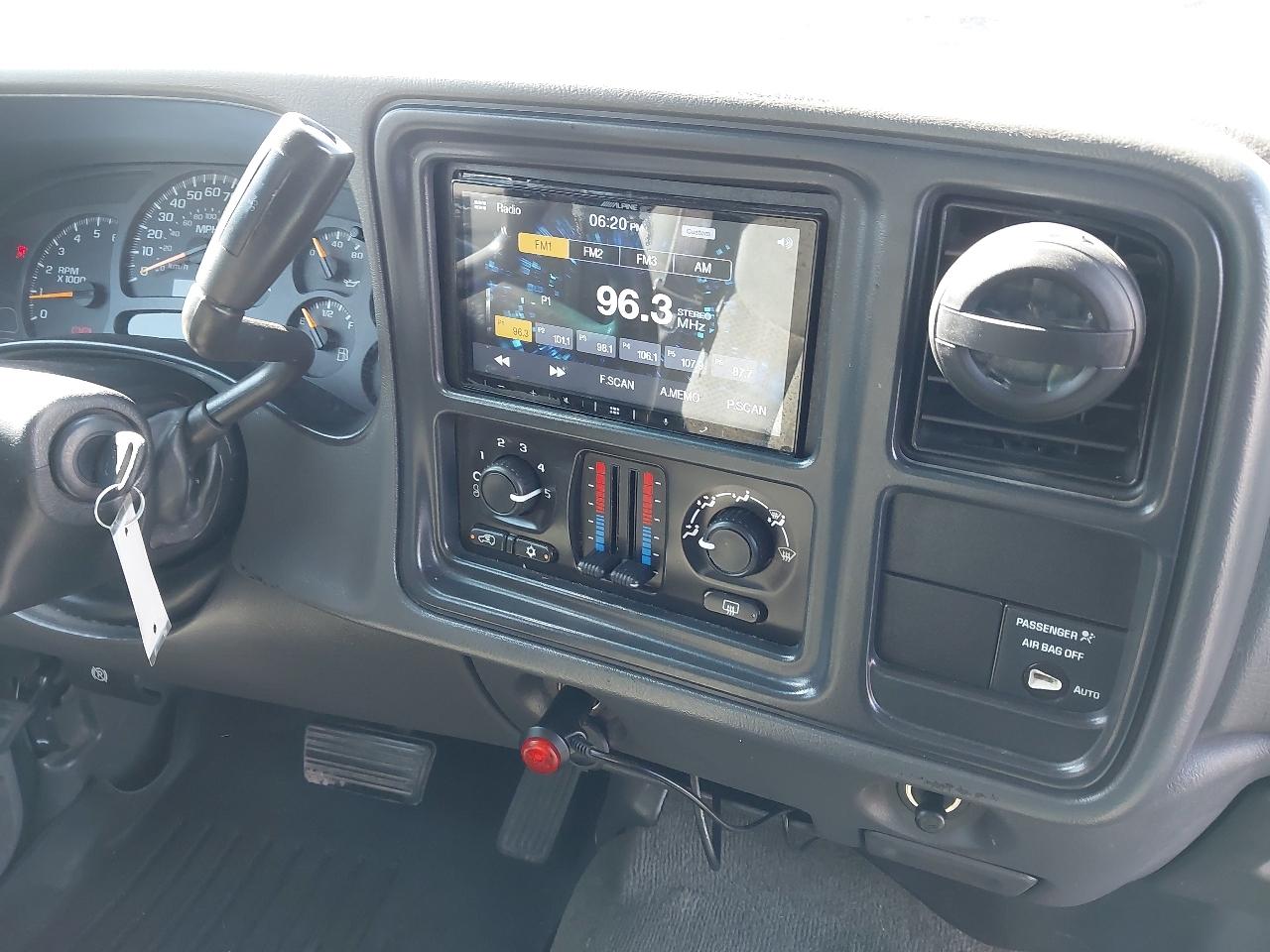 Chevrolet Silverado 1500 Ext Cab 143.5" WB 4WD Z71 2004