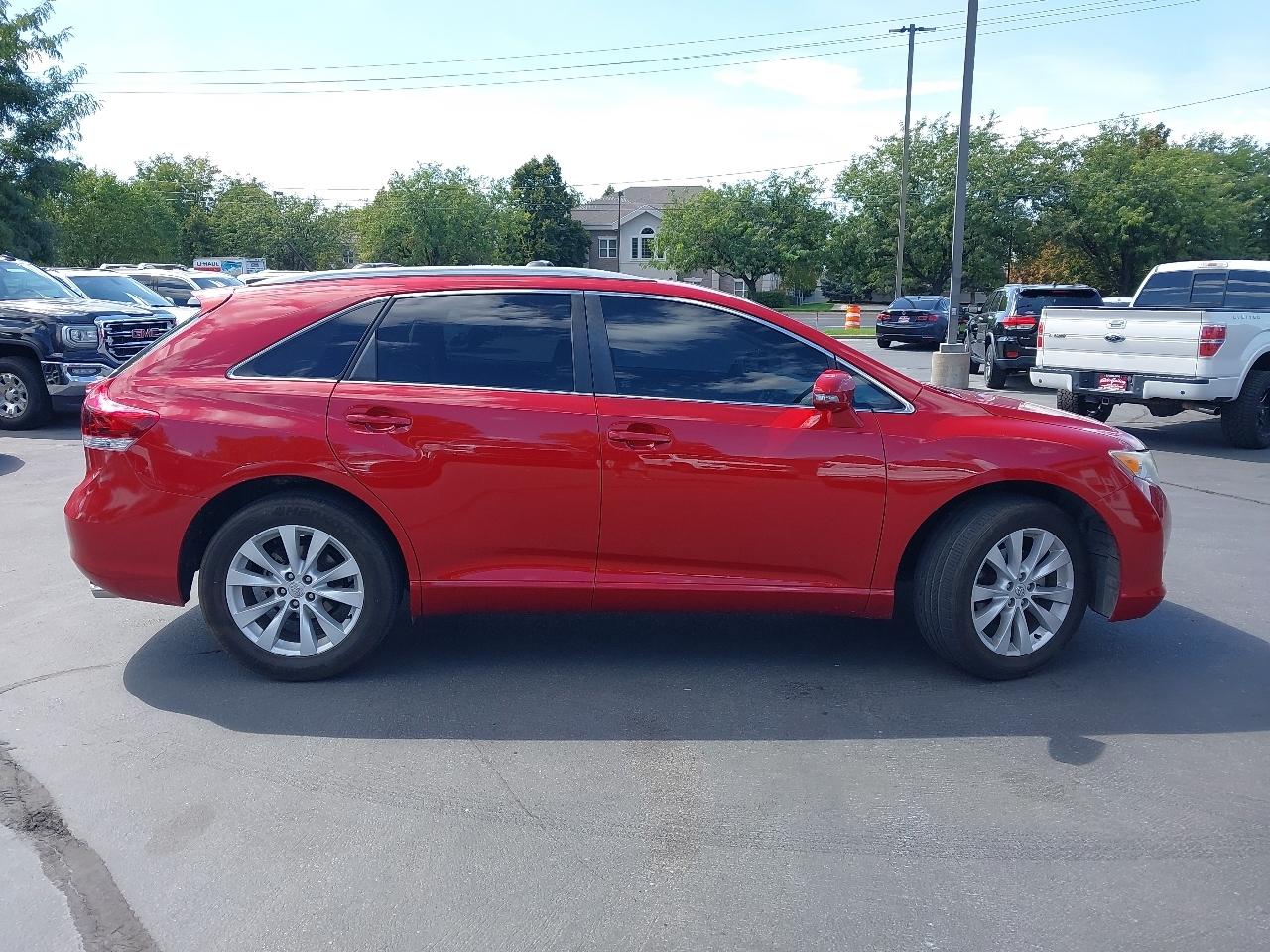 Toyota Venza 4dr Wgn I4 FWD XLE (Natl) 2013