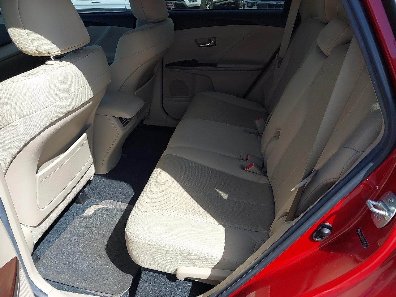 Toyota Venza 4dr Wgn I4 FWD XLE (Natl) 2013