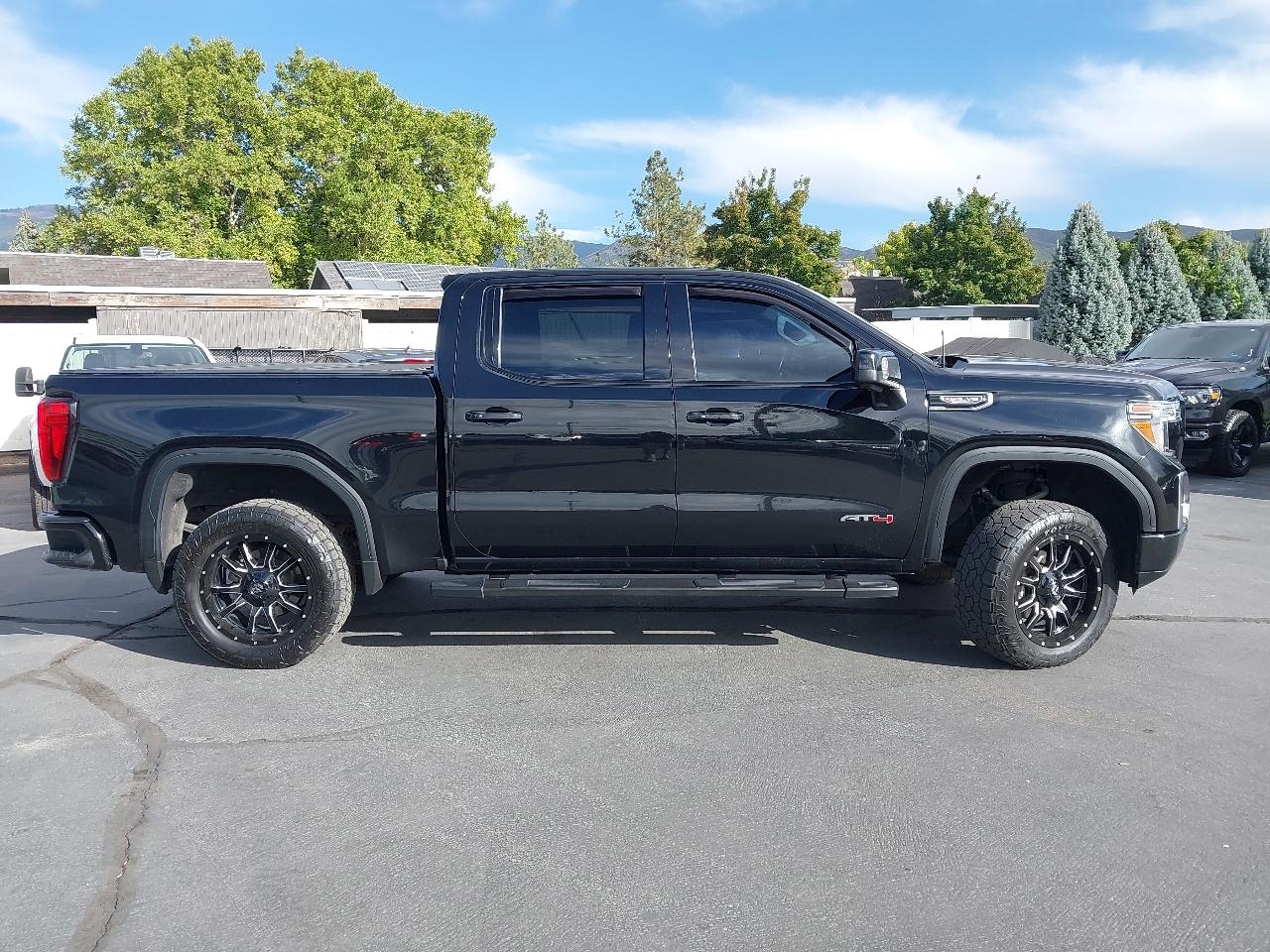 GMC Sierra 1500 4WD Crew Cab 147" AT4 2019