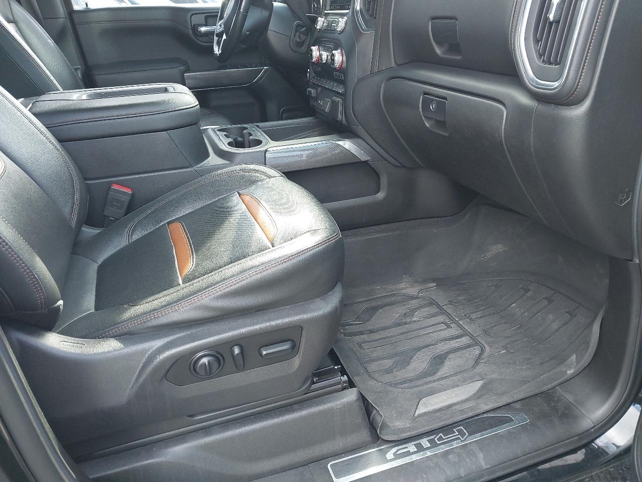 GMC Sierra 1500 4WD Crew Cab 147" AT4 2019