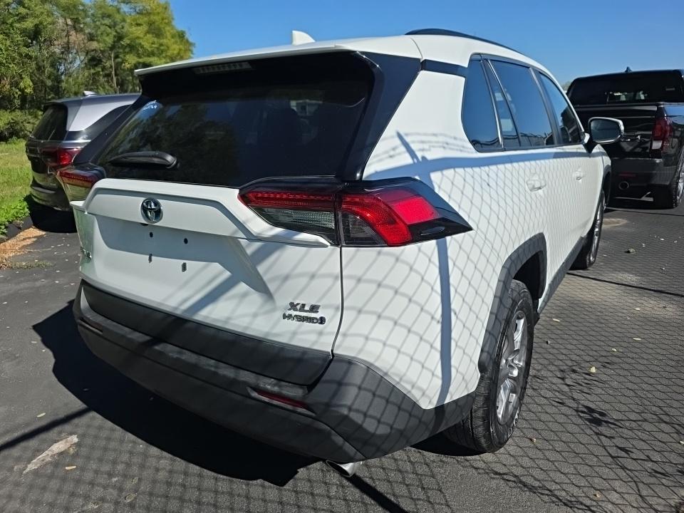 Toyota RAV4 Hybrid XLE AWD (Natl) 2024