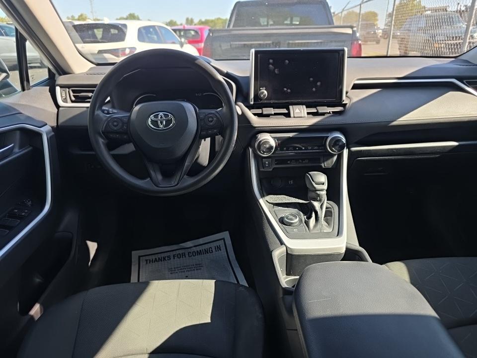 Toyota RAV4 Hybrid XLE AWD (Natl) 2024