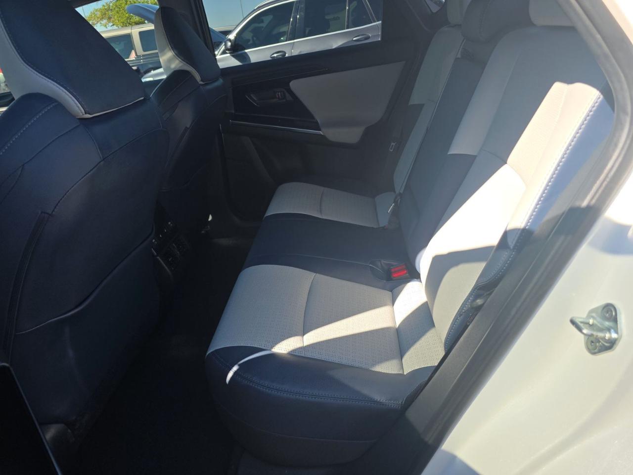 Subaru Solterra Touring AWD 2023
